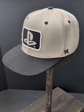 Maker wear,Men's Gray/Black Sony Playstation Fitted,Flatbrim Hat.